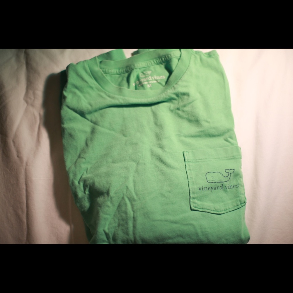 Vineyard Vines: Long-Sleeve Vintage Whale Graphic